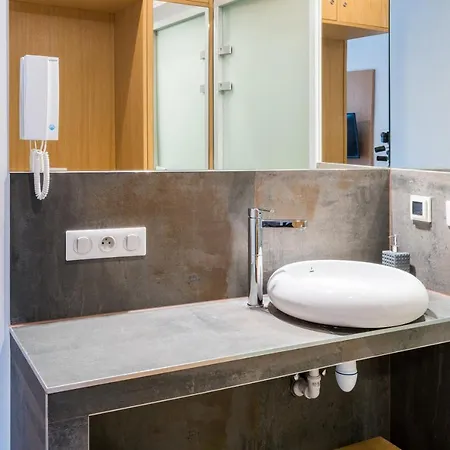 Hotel apartamentowy Tcz Woźna
