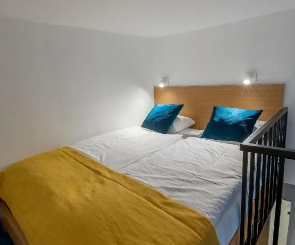 Tcz Wozna Apartmanhotel *